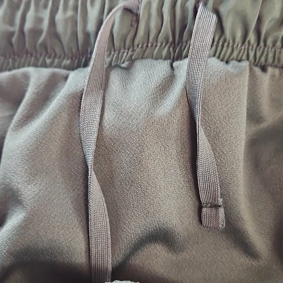 Nike Tempo Dri-Fit Lined Mid Rise Running Shorts, Green/White, Size Small - Picture 4 of 10